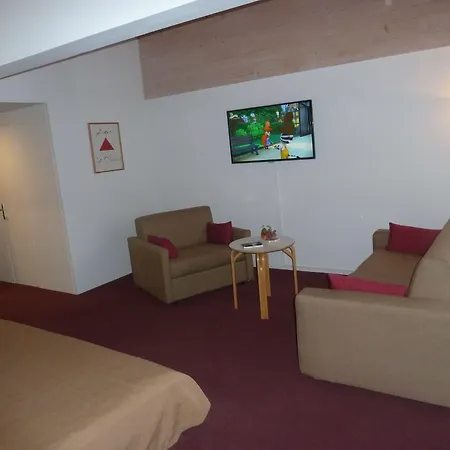 Hotel Kreuz 3*