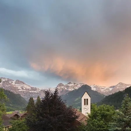 Kreuz Hotel Lenk im Simmental